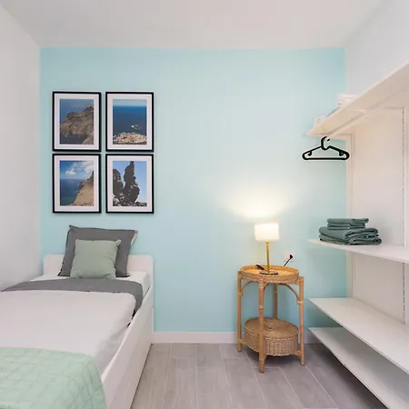 Live Guimar Piramides Holiday home *