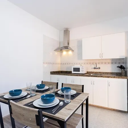 Live Guimar Piramides Nyaraló *