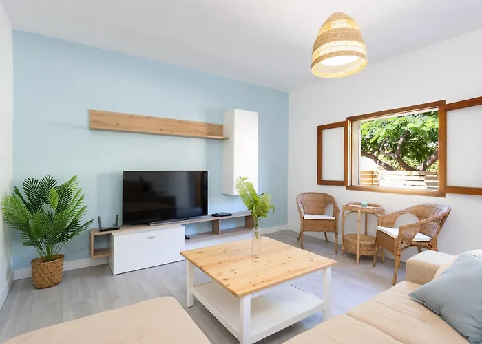 Live Piramides Гуимар